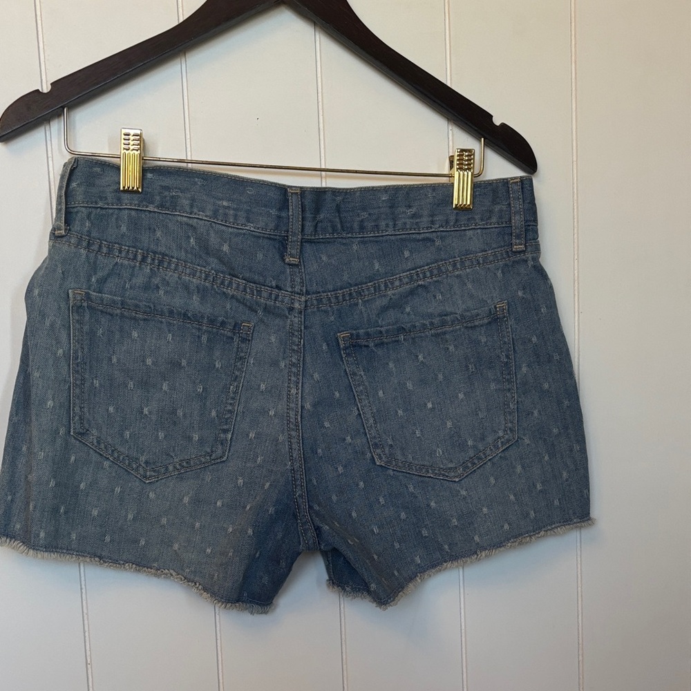 Old Navy Standard shorts! Size 2